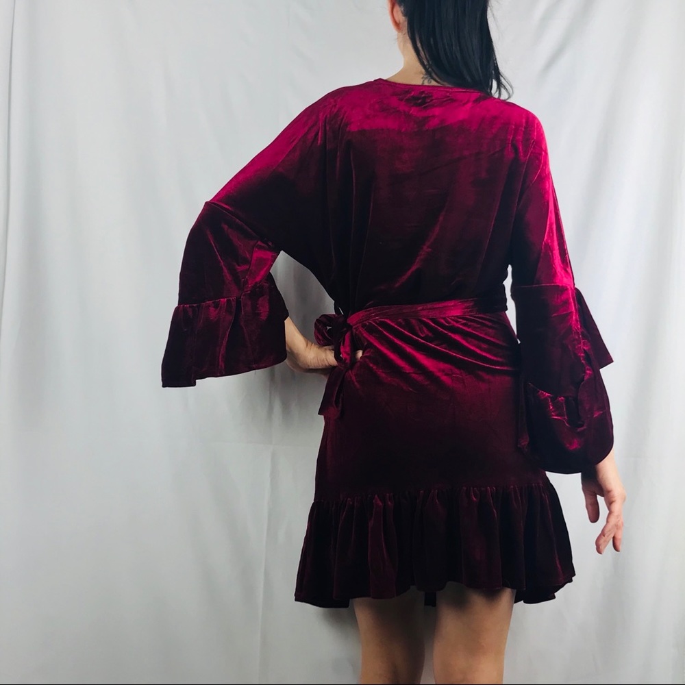 NWT Hot & Delicious velvet ruffle dress - Picture 2 of 3